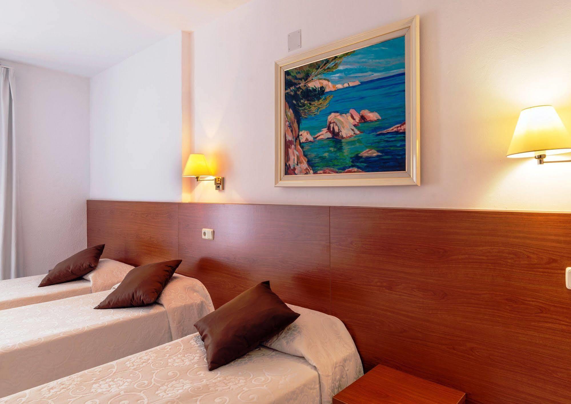 Hotel Sant March Тосса-де-Мар Экстерьер фото